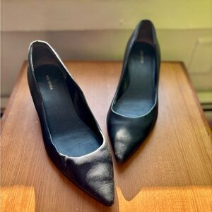 Vintage Via Spiga Block Heel Black Leather Pointed Toe Pumps